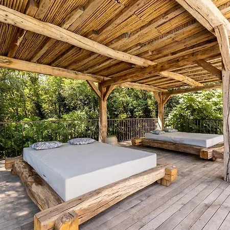 Domaine Le C4 *