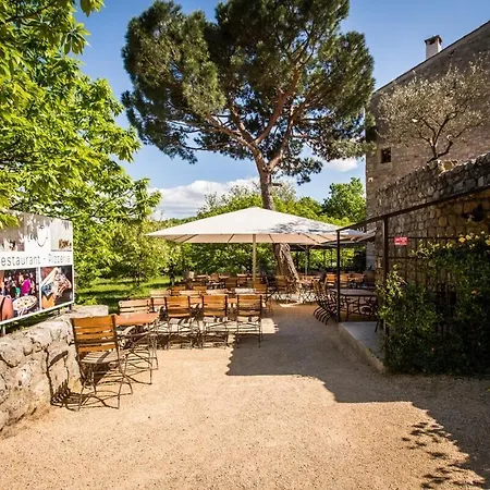 Domaine Le C4 Casa vacanze Berrias-et-Casteljau