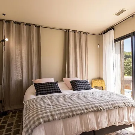 Domaine Le C4 Casa vacanze Berrias-et-Casteljau