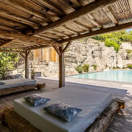 Domaine Le C4 Casa vacanze Berrias-et-Casteljau
